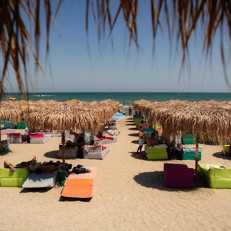Mamaia Nord Apartment Navodari Bagian luar foto